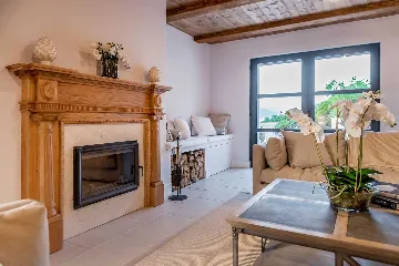 Modern 4-Bedroom Seaside Villa Žrnovo with Pool