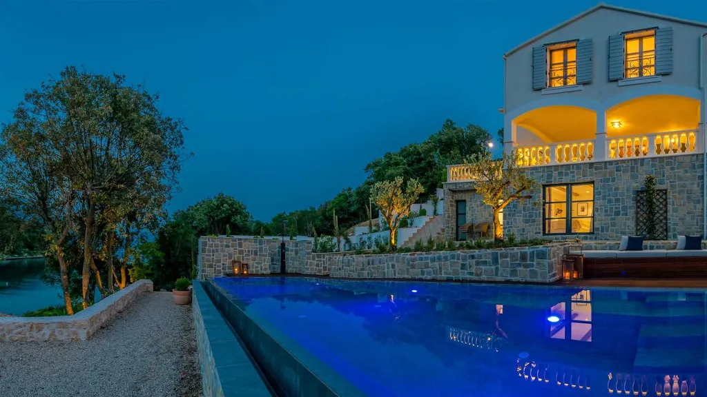 Modern 4-Bedroom Seaside Villa Žrnovo with Pool