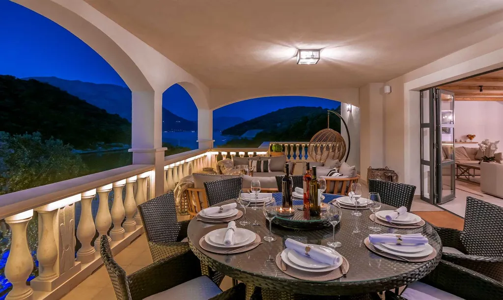 Modern 4-Bedroom Seaside Villa Žrnovo with Pool