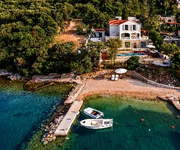 Modern 4-Bedroom Seaside Villa Žrnovo with Pool