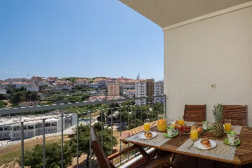 Family Haven Apartment Split