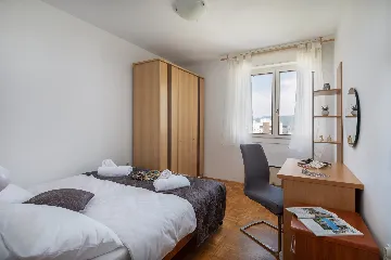 Family Haven Apartment Split