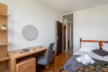 Family Haven Apartment Split