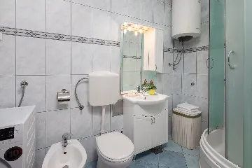 Family Haven Apartment Split