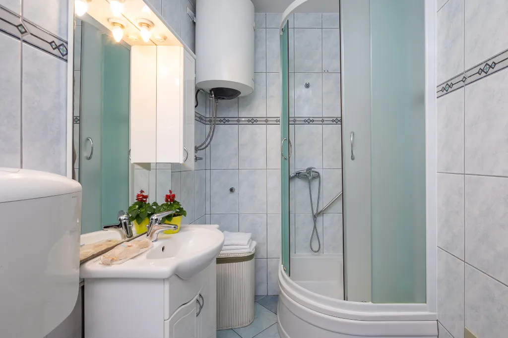 Family Haven Apartment Split