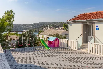 Coastal Family Villa with Pool in Sevid