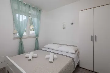 Coastal Family Villa with Pool in Sevid