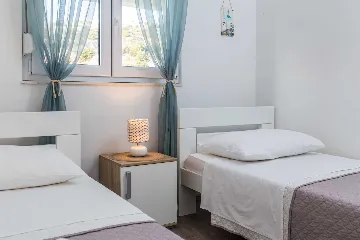 Coastal Family Villa with Pool in Sevid