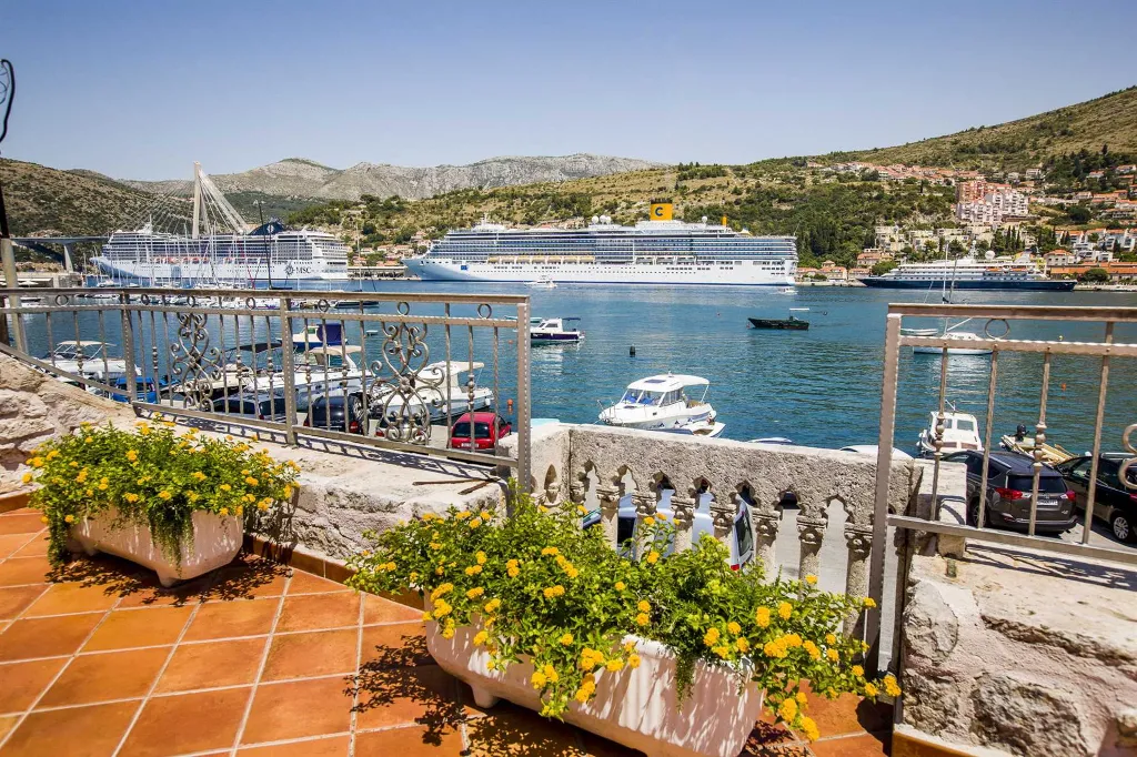 Grand Heritage Villa with Pool Dubrovnik