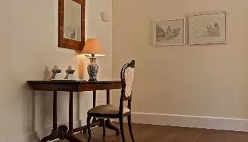 Elegant 7-Bedroom Villa with Pool in Maslinica