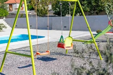 Modern Villa with Heated Pool in Kaštel Sućurac