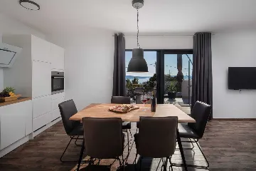 Modern Villa with Heated Pool in Kaštel Sućurac