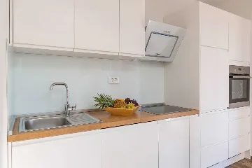 Modern Villa with Heated Pool in Kaštel Sućurac