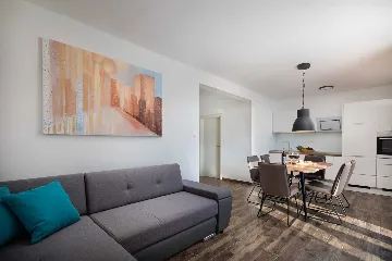 Modern Villa with Heated Pool in Kaštel Sućurac