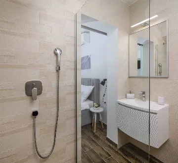 Modern Villa with Heated Pool in Kaštel Sućurac