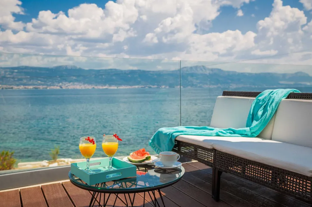 Modern Seaside Villa with Pool in Arbanija