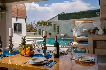 Modern Seaside Villa with Pool in Arbanija