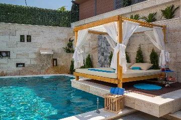 Modern Seaside Villa with Pool in Arbanija