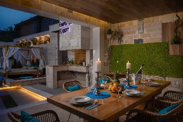 Modern Seaside Villa with Pool in Arbanija