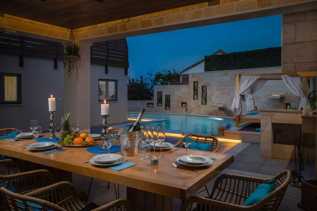 Modern Seaside Villa with Pool in Arbanija