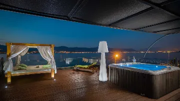 Modern Seaside Villa with Pool in Arbanija