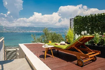 Modern Seaside Villa with Pool in Arbanija