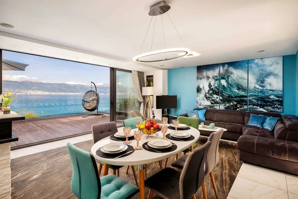 Modern Seaside Villa with Pool in Arbanija
