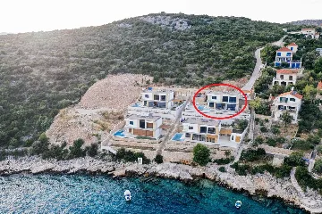 Contemporary Seaside Villa with Heated Pool in Vinišće