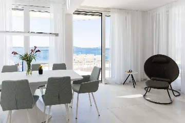 Contemporary Seaside Villa with Heated Pool in Vinišće