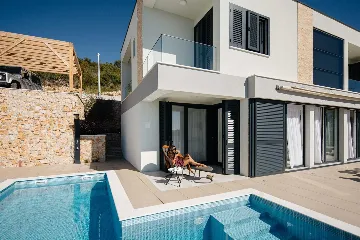 Contemporary Seaside Villa with Heated Pool in Vinišće