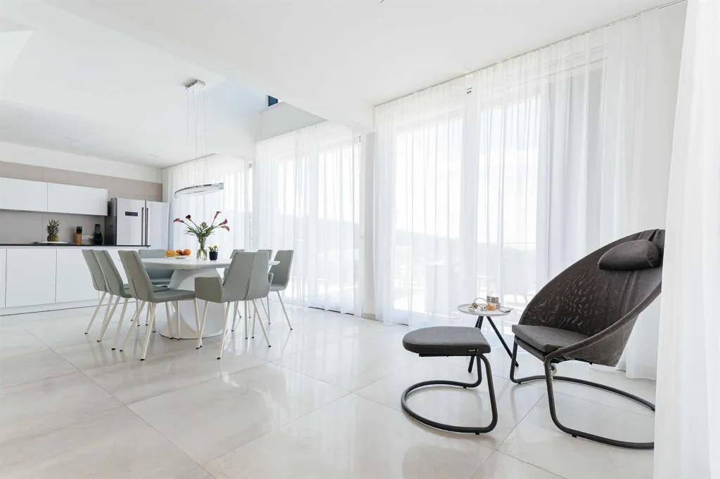 Contemporary Seaside Villa with Heated Pool in Vinišće