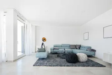 Contemporary Seaside Villa with Heated Pool in Vinišće