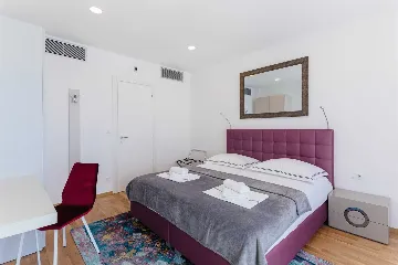 Contemporary Seaside Villa with Heated Pool in Vinišće