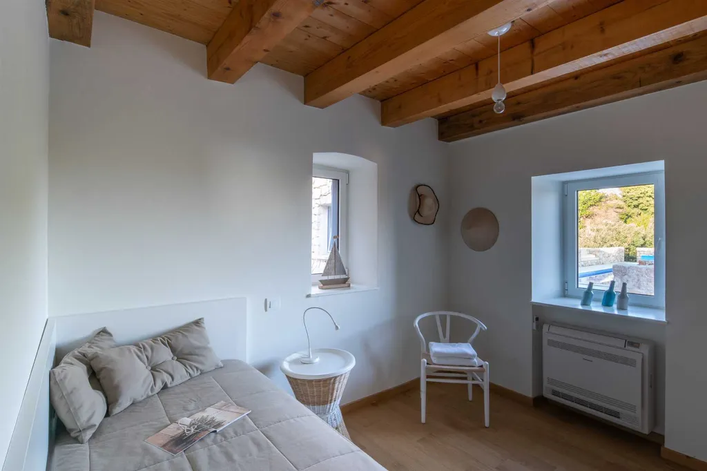 Spacious Island Villa with Pool in Šipan