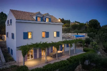 Spacious Island Villa with Pool in Šipan