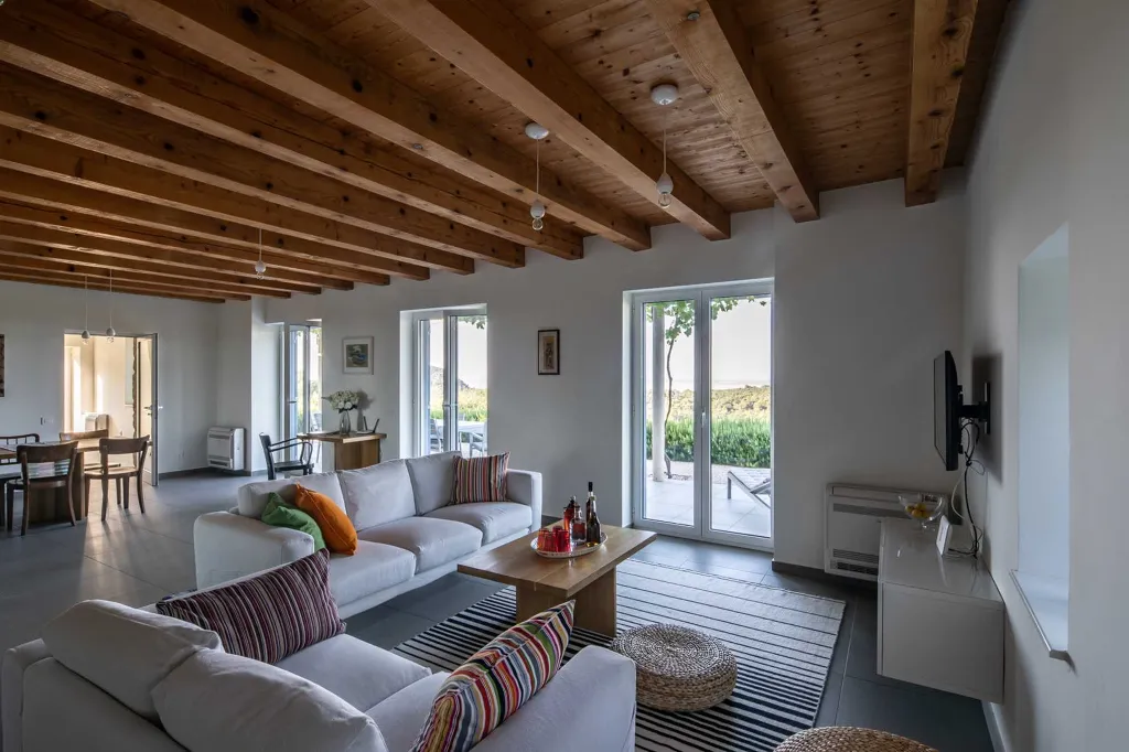 Spacious Island Villa with Pool in Šipan