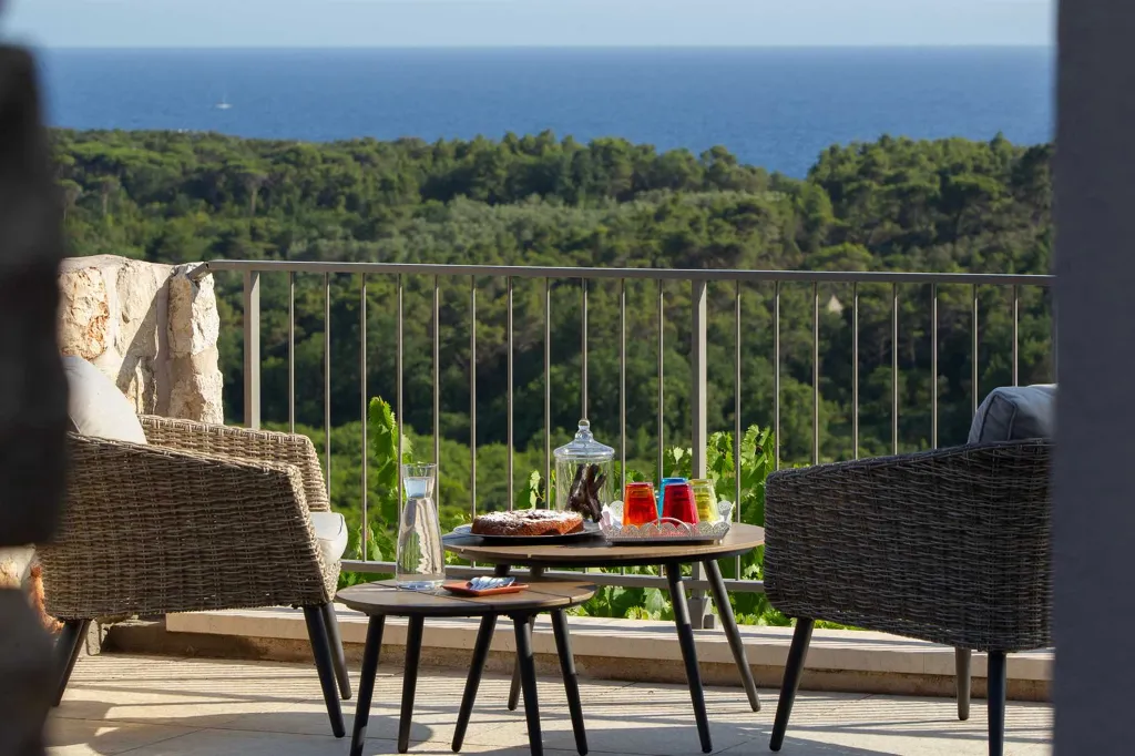 Spacious Island Villa with Pool in Šipan