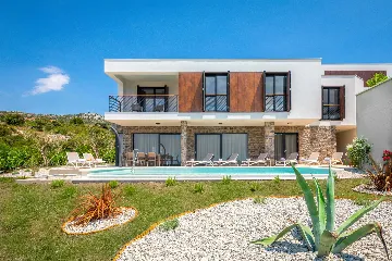 Contemporary Villa with Private Pool in Primošten