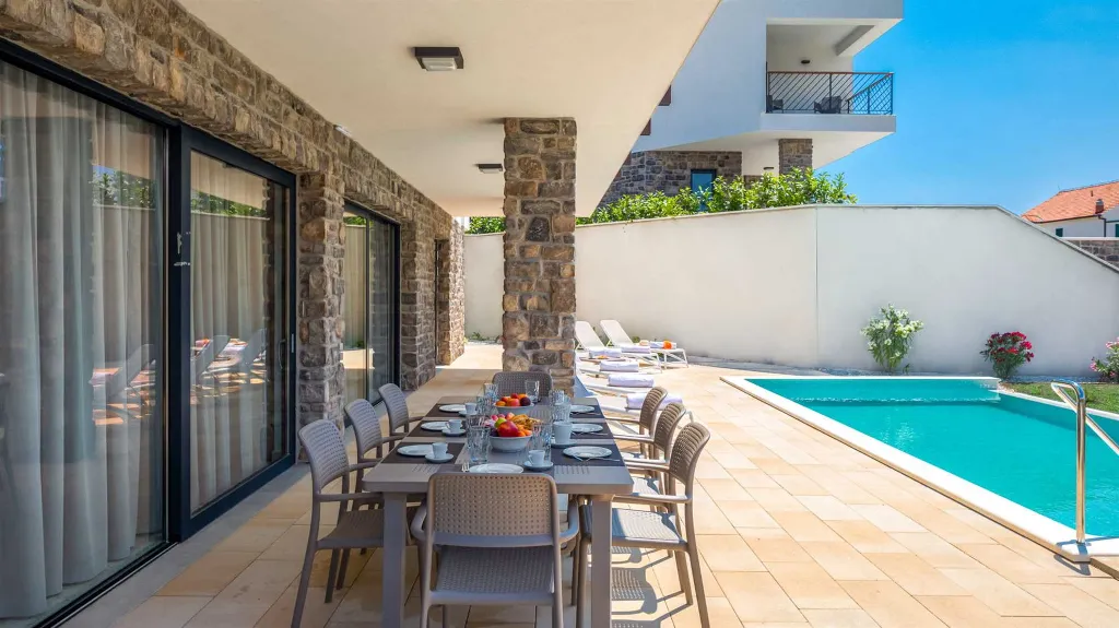 Contemporary Villa with Private Pool in Primošten
