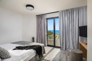 Contemporary Villa with Private Pool in Primošten