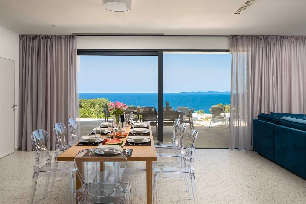 Contemporary Seaside Villa With Private Pool Primošten