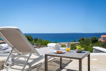 Contemporary Seaside Villa With Private Pool Primošten