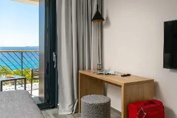 Contemporary Seaside Villa With Private Pool Primošten