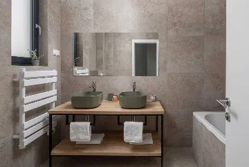 Contemporary Seaside Villa With Private Pool Primošten