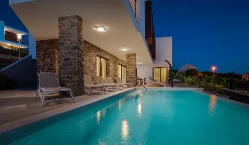 Contemporary Seaside Villa With Private Pool Primošten