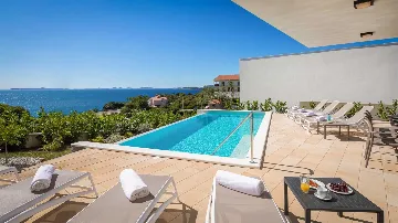 Modern Seaview Villa with Pool in Primošten