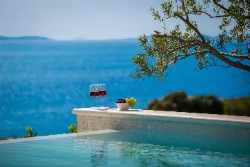 Modern Seaview Villa with Pool in Primošten