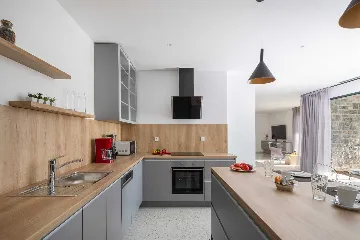 Modern Seaview Villa with Pool in Primošten