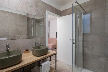 Modern Seaview Villa with Pool in Primošten