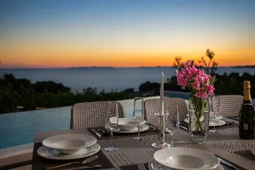 Modern Seaview Villa with Pool in Primošten